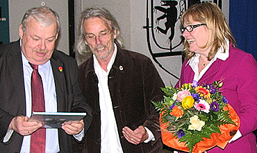 v.l.n.r. Guntram Schneider, Reiner Lange, Nicole Niederdellmann- Siemes