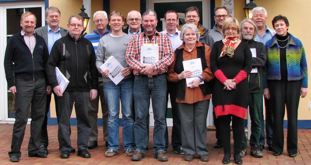 Mitglieder der SPD-Fraktion beraten den Haushaltsentwurf der Gemeinde Jüchen.